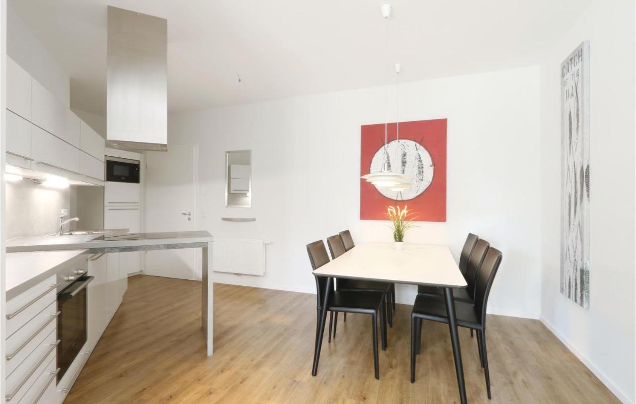 Lovely Apartment In Luebeck Travemuende With Sauna Exteriör bild